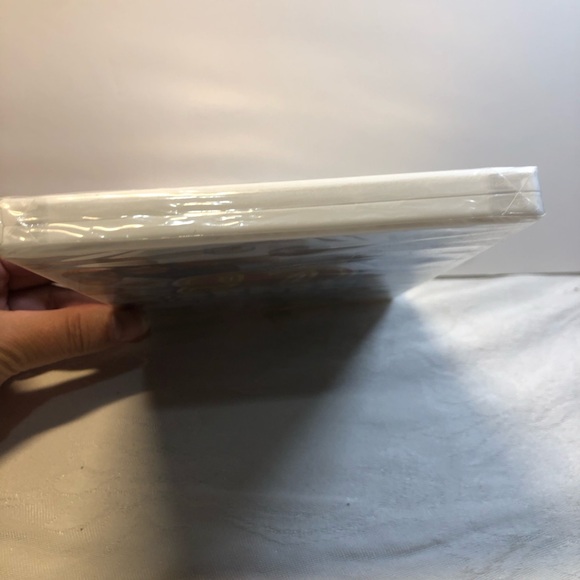 Family Party: 90 Great Games Party Pack (Nintendo Wii, 2010) FACTORY SEALED - Picture 3 of 8